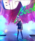 WWE_Supersized_SmackDown_2021_10_15_720p_HDTV_x264-NWCHD_mp4_004829802.jpg