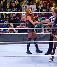 WWE_Supersized_SmackDown_2021_10_15_720p_HDTV_x264-NWCHD_mp4_005153025.jpg