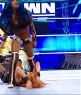 WWE_Supersized_SmackDown_2021_10_15_720p_HDTV_x264-NWCHD_mp4_005376048.jpg