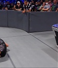 WWE_Supersized_SmackDown_2021_10_15_720p_HDTV_x264-NWCHD_mp4_005909514.jpg