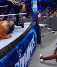 WWE_Supersized_SmackDown_2021_10_15_720p_HDTV_x264-NWCHD_mp4_005925130.jpg
