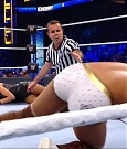 WWE_Supersized_SmackDown_2021_10_15_720p_HDTV_x264-NWCHD_mp4_005994799.jpg