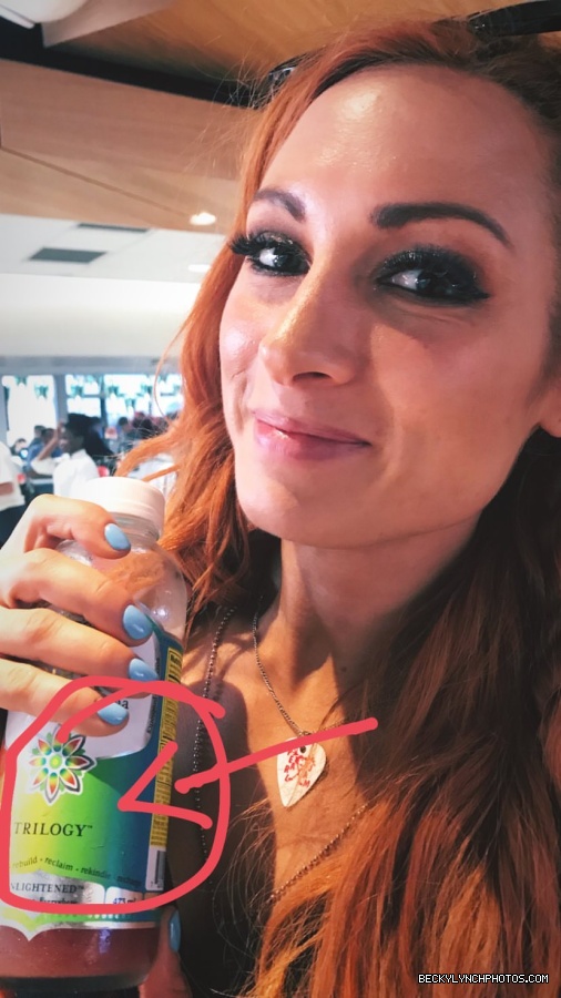 2018-07-18_06_25_34_1826142188971718608_448900764.jpg