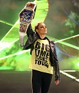 WWEDeutschland-1451331921691226114-20211021_183749-img1.jpg