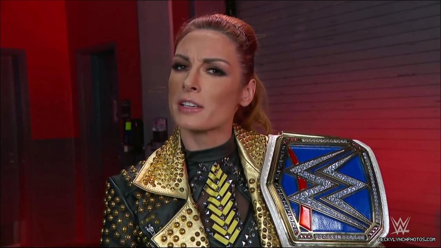 WWE_Friday_Night_SmackDown_2021_10_22_720p_HDTV_x264-Star_mkv_002895131.jpg