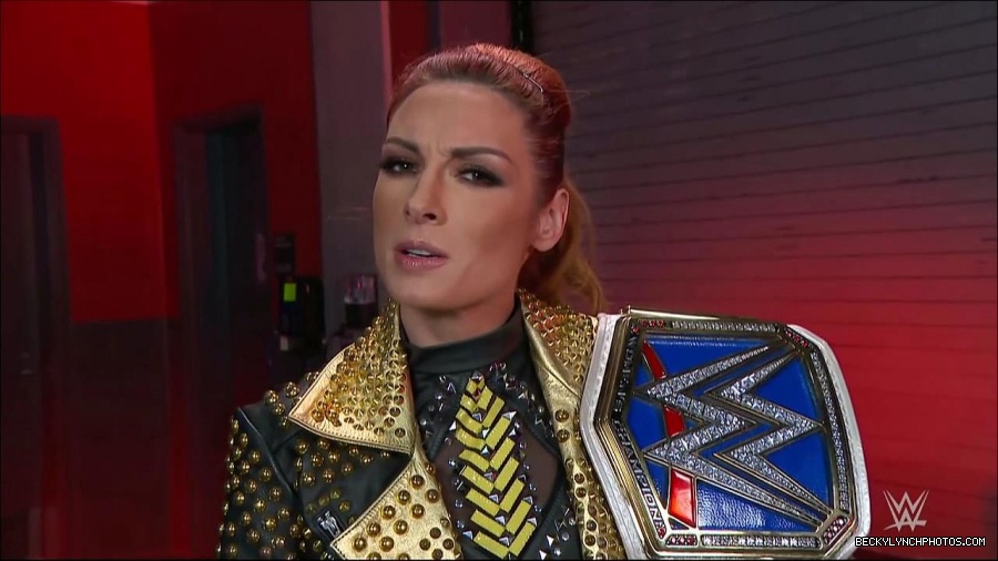 WWE_Friday_Night_SmackDown_2021_10_22_720p_HDTV_x264-Star_mkv_002895931.jpg