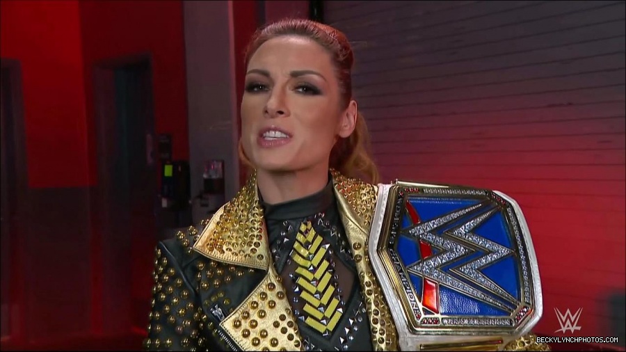 WWE_Friday_Night_SmackDown_2021_10_22_720p_HDTV_x264-Star_mkv_002897133.jpg