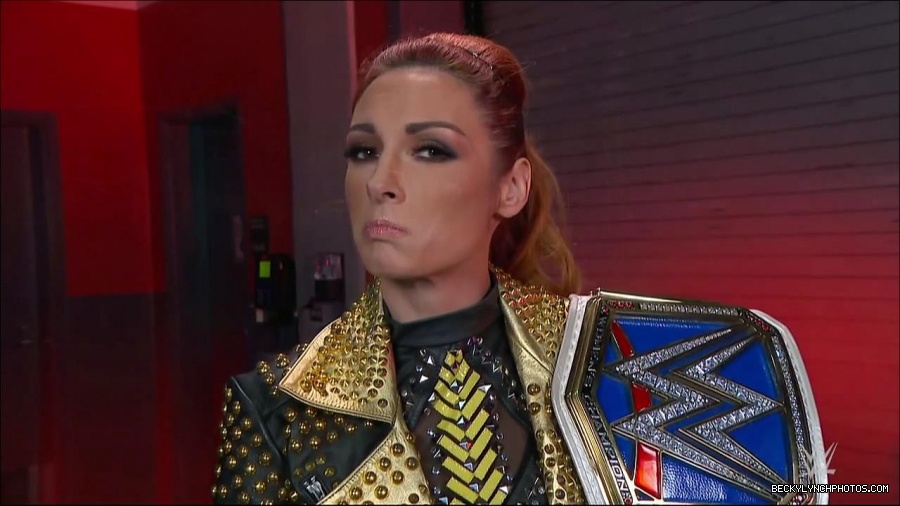 WWE_Friday_Night_SmackDown_2021_10_22_720p_HDTV_x264-Star_mkv_002900336.jpg