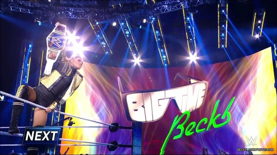 WWE_Friday_Night_SmackDown_2021_10_22_720p_HDTV_x264-Star_mkv_004684718.jpg
