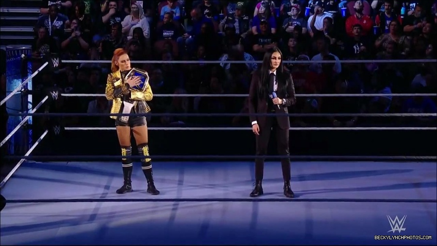 WWE_Friday_Night_SmackDown_2021_10_22_720p_HDTV_x264-Star_mkv_004800134.jpg