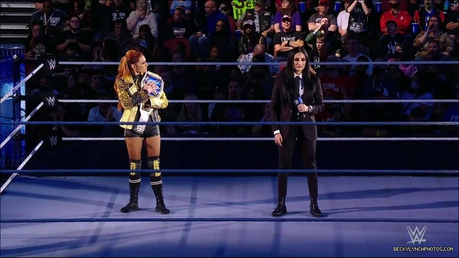 WWE_Friday_Night_SmackDown_2021_10_22_720p_HDTV_x264-Star_mkv_004802136.jpg