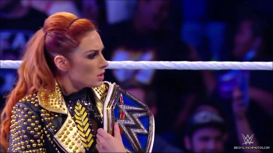 WWE_Friday_Night_SmackDown_2021_10_22_720p_HDTV_x264-Star_mkv_004864198.jpg