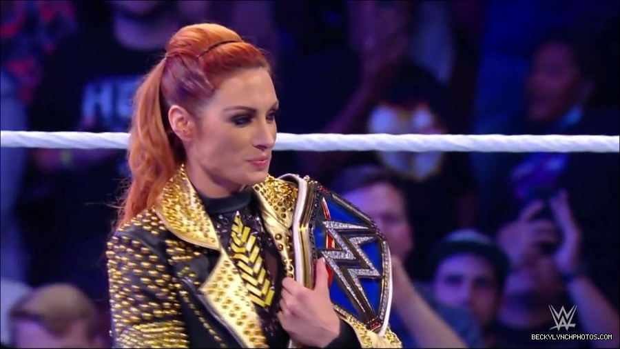 WWE_Friday_Night_SmackDown_2021_10_22_720p_HDTV_x264-Star_mkv_004914248.jpg
