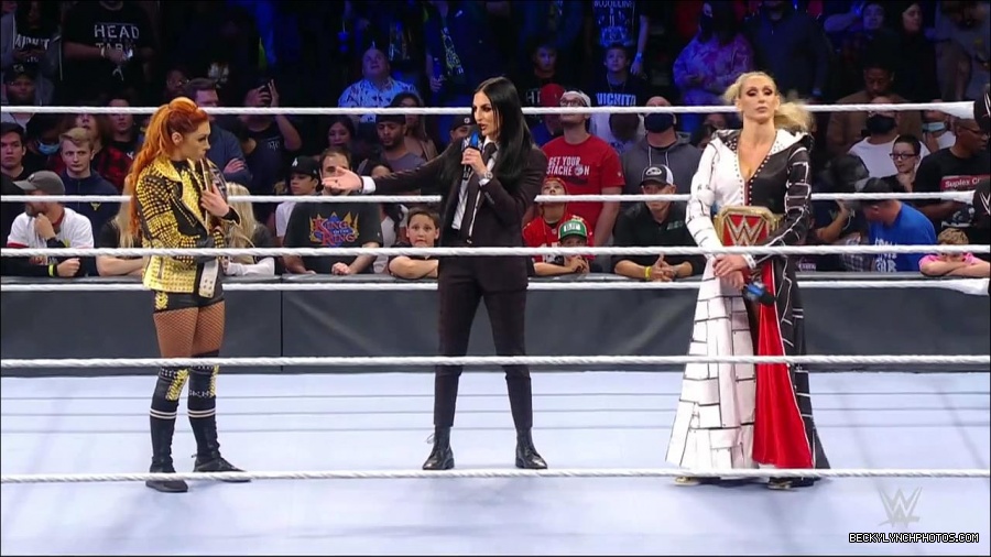 WWE_Friday_Night_SmackDown_2021_10_22_720p_HDTV_x264-Star_mkv_004931965.jpg