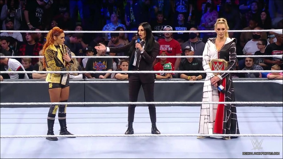 WWE_Friday_Night_SmackDown_2021_10_22_720p_HDTV_x264-Star_mkv_004933167.jpg
