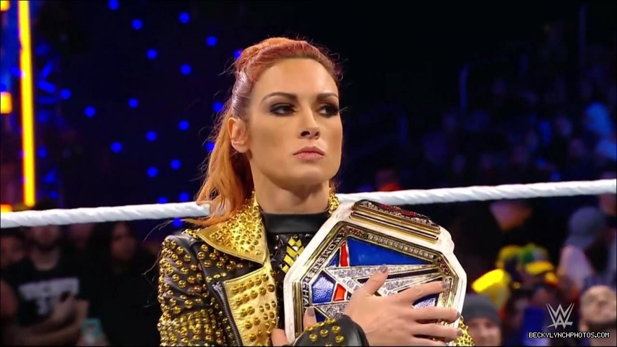 WWE_Friday_Night_SmackDown_2021_10_22_720p_HDTV_x264-Star_mkv_004936770.jpg