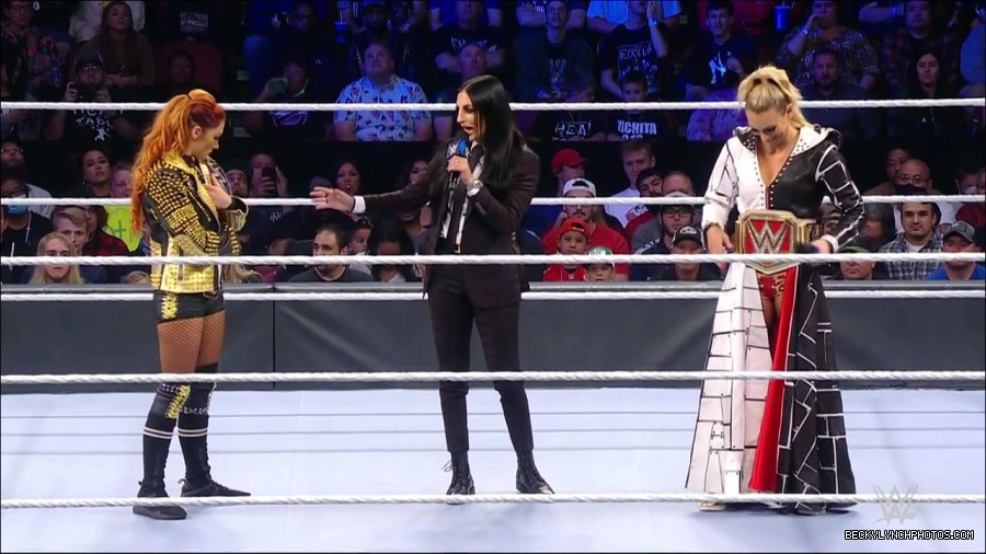 WWE_Friday_Night_SmackDown_2021_10_22_720p_HDTV_x264-Star_mkv_004955189.jpg