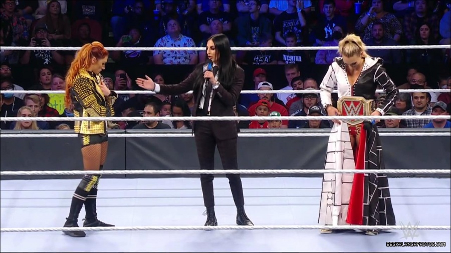 WWE_Friday_Night_SmackDown_2021_10_22_720p_HDTV_x264-Star_mkv_004955589.jpg
