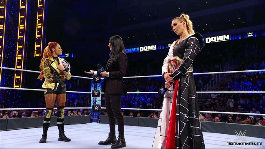 WWE_Friday_Night_SmackDown_2021_10_22_720p_HDTV_x264-Star_mkv_004981215.jpg