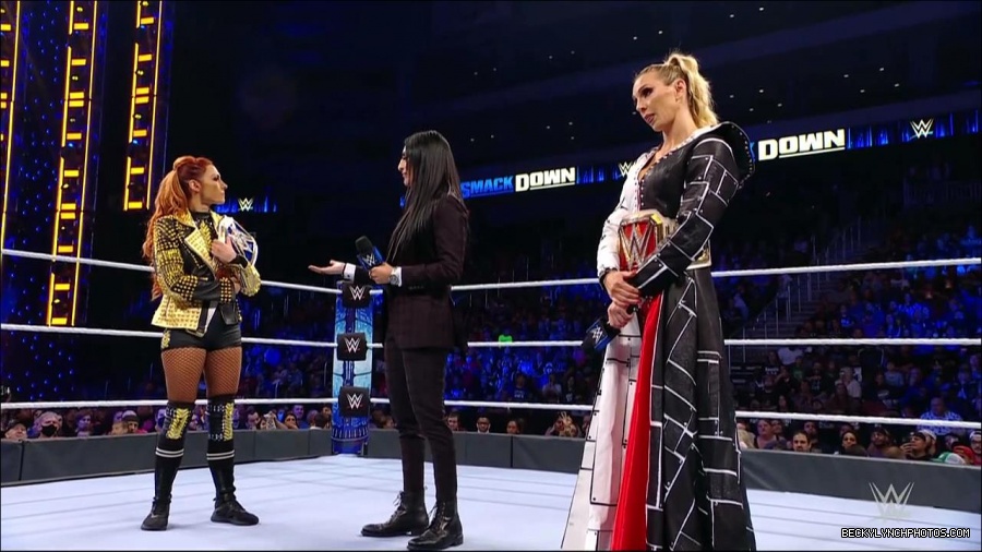 WWE_Friday_Night_SmackDown_2021_10_22_720p_HDTV_x264-Star_mkv_004981615.jpg