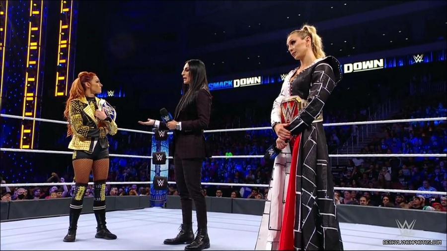 WWE_Friday_Night_SmackDown_2021_10_22_720p_HDTV_x264-Star_mkv_004982816.jpg