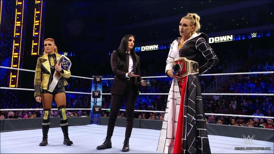 WWE_Friday_Night_SmackDown_2021_10_22_720p_HDTV_x264-Star_mkv_004993227.jpg