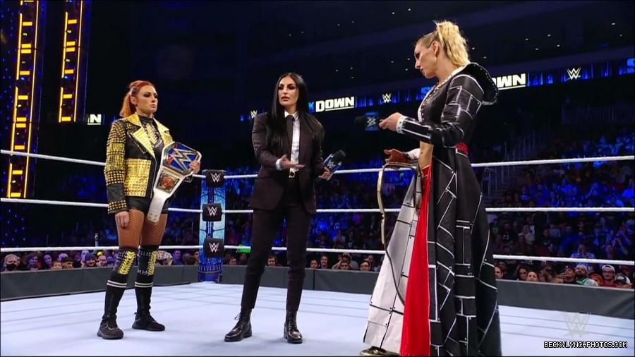 WWE_Friday_Night_SmackDown_2021_10_22_720p_HDTV_x264-Star_mkv_005002836.jpg