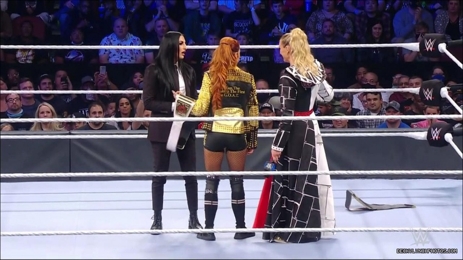 WWE_Friday_Night_SmackDown_2021_10_22_720p_HDTV_x264-Star_mkv_005012045.jpg