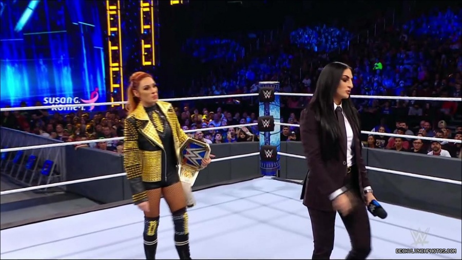 WWE_Friday_Night_SmackDown_2021_10_22_720p_HDTV_x264-Star_mkv_005015249.jpg
