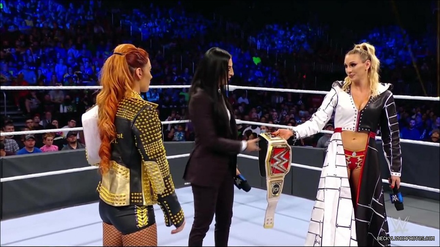 WWE_Friday_Night_SmackDown_2021_10_22_720p_HDTV_x264-Star_mkv_005024858.jpg