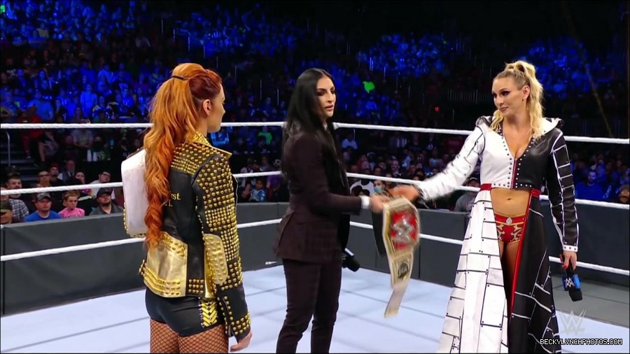 WWE_Friday_Night_SmackDown_2021_10_22_720p_HDTV_x264-Star_mkv_005025259.jpg