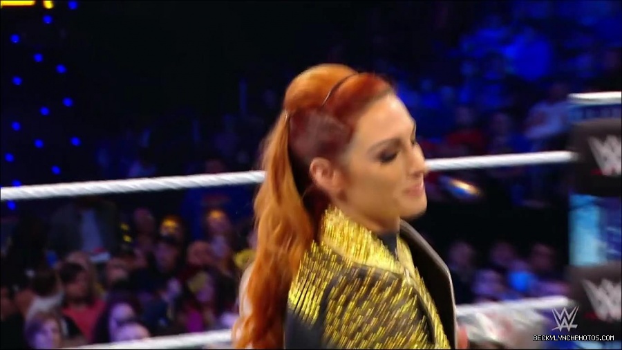 WWE_Friday_Night_SmackDown_2021_10_22_720p_HDTV_x264-Star_mkv_005027661.jpg