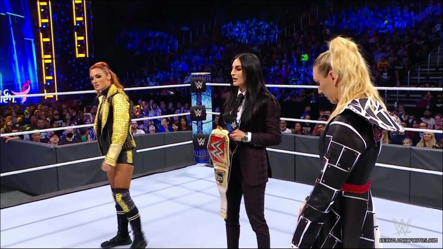WWE_Friday_Night_SmackDown_2021_10_22_720p_HDTV_x264-Star_mkv_005033267.jpg