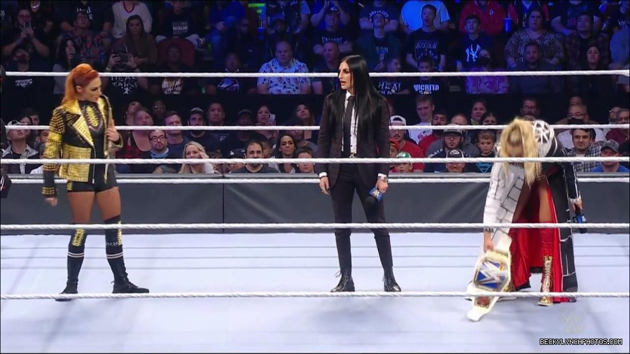 WWE_Friday_Night_SmackDown_2021_10_22_720p_HDTV_x264-Star_mkv_005038472.jpg