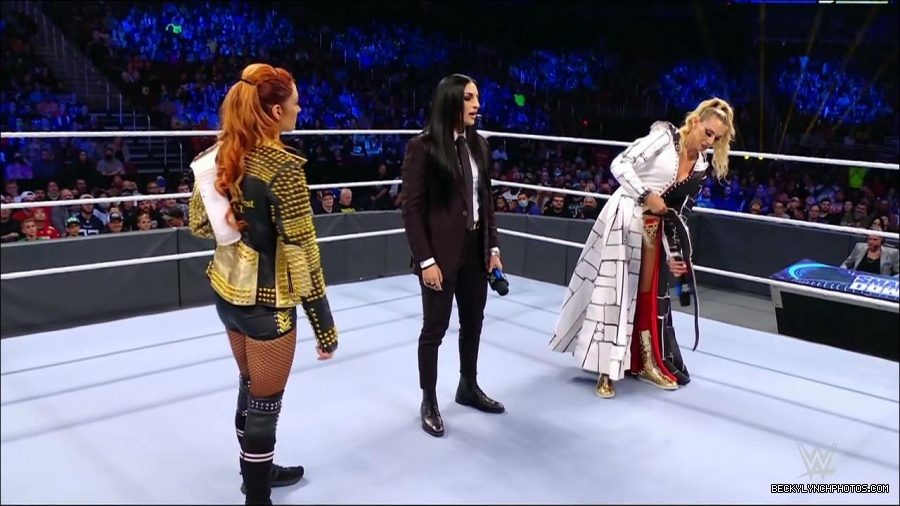 WWE_Friday_Night_SmackDown_2021_10_22_720p_HDTV_x264-Star_mkv_005040474.jpg