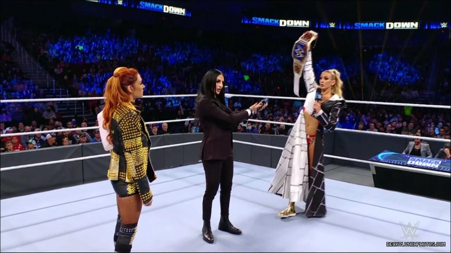 WWE_Friday_Night_SmackDown_2021_10_22_720p_HDTV_x264-Star_mkv_005045279.jpg