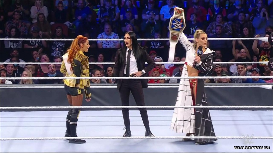 WWE_Friday_Night_SmackDown_2021_10_22_720p_HDTV_x264-Star_mkv_005062095.jpg