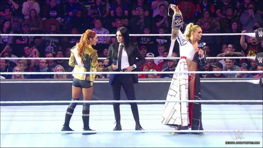 WWE_Friday_Night_SmackDown_2021_10_22_720p_HDTV_x264-Star_mkv_005064498.jpg