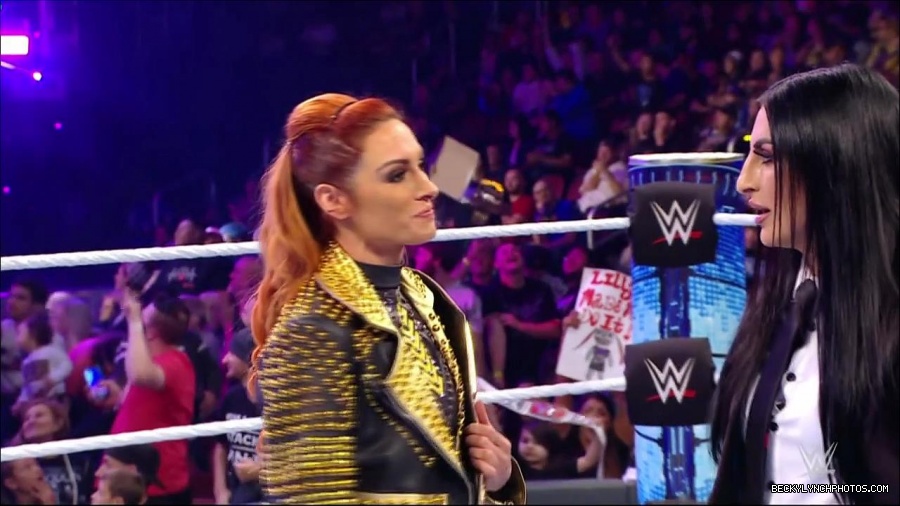 WWE_Friday_Night_SmackDown_2021_10_22_720p_HDTV_x264-Star_mkv_005066900.jpg