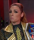 WWE_Friday_Night_SmackDown_2021_10_22_720p_HDTV_x264-Star_mkv_002899935.jpg