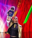 WWE_Friday_Night_SmackDown_2021_10_22_720p_HDTV_x264-Star_mkv_004638672.jpg