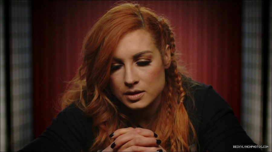 Becky_Lynch_-_The_Man_mp4_000062100.jpg