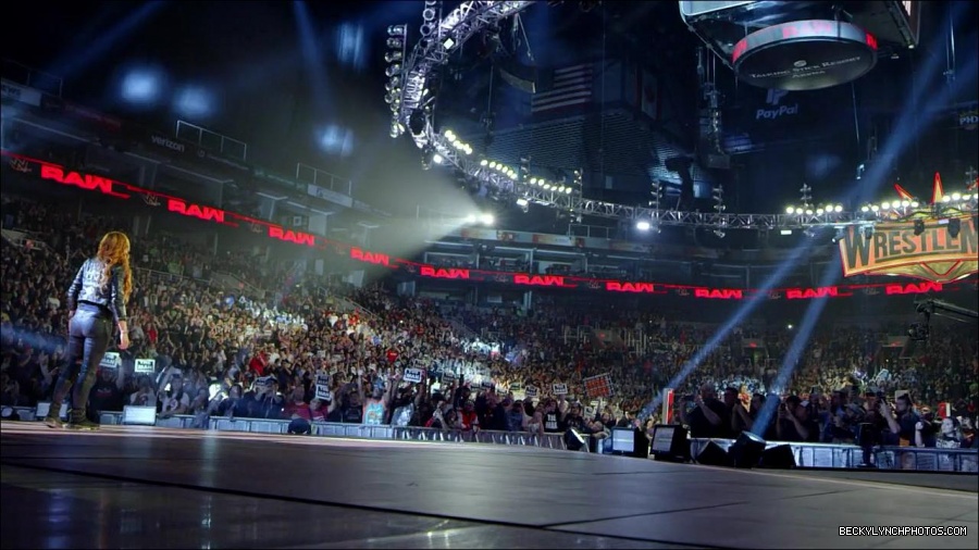 Becky_Lynch_-_The_Man_mp4_000064100.jpg