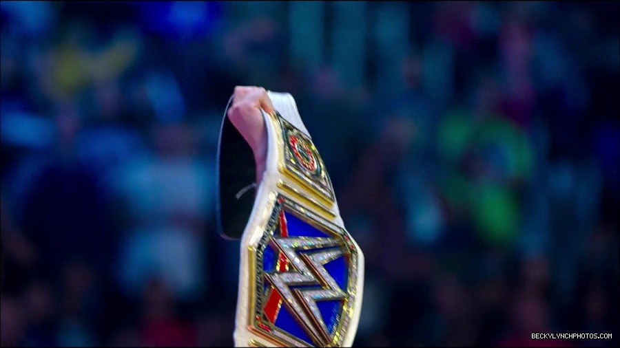 Becky_Lynch_-_The_Man_mp4_000072500.jpg