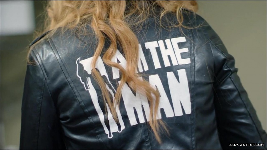 Becky_Lynch_-_The_Man_mp4_000075700.jpg