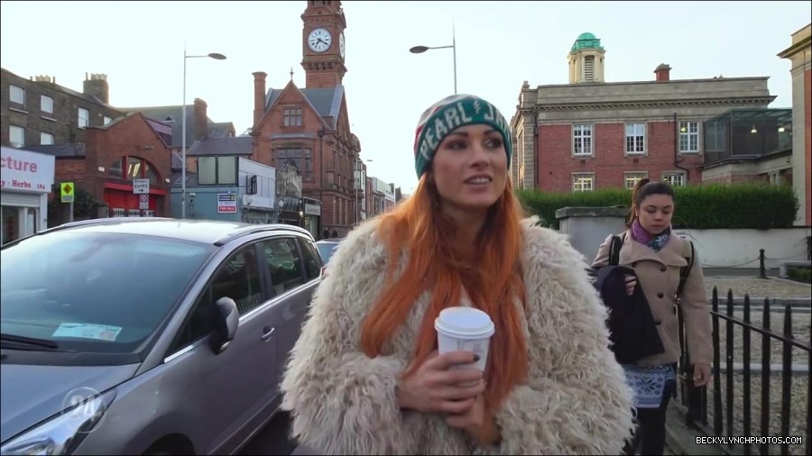 Becky_Lynch_-_The_Man_mp4_000141133.jpg