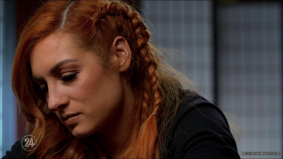 Becky_Lynch_-_The_Man_mp4_000492500.jpg