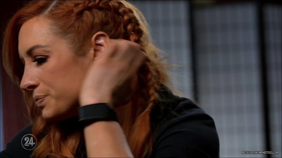 Becky_Lynch_-_The_Man_mp4_000527866.jpg