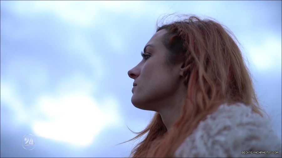Becky_Lynch_-_The_Man_mp4_000633066.jpg