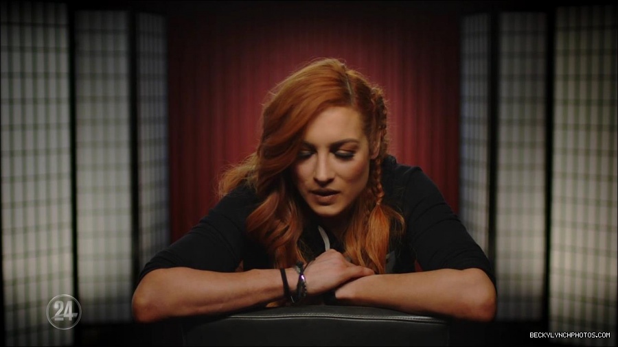 Becky_Lynch_-_The_Man_mp4_000647066.jpg